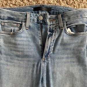 Joe’s Light Wash High-Rise Honey Jeans